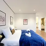 Urbanflat 211 - Large Studio For 4 In The Center Of Paris