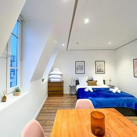 Urbanflat 211 - Large For 4 In The Center Of * Paris