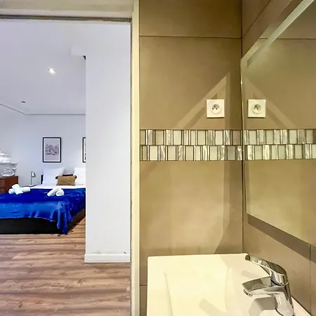 Apartment Urbanflat 211 - Large For 4 In The Center Of Paris